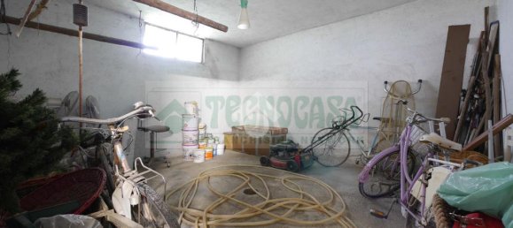 Вилла с 3 спальнями в Пумененго, Италия № 106257 32