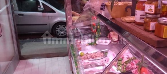 Gewerbliche Immobilie in Naples, Italy 60m², Nr. 255517 3