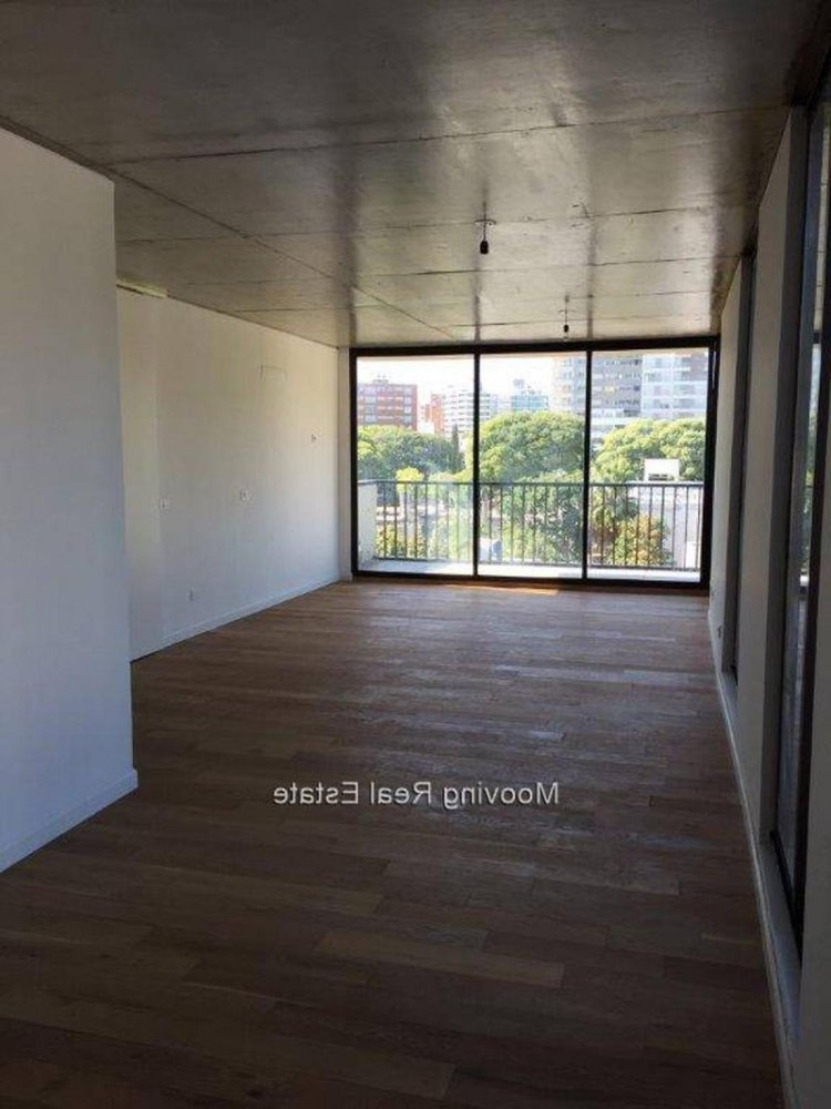 3 bedrooms Apartment in Montevideo, Uruguay No. 4162