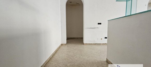 Квартира с 4 комнатами в Римини, Италия № 33171 22