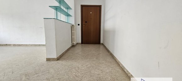 Квартира с 4 комнатами в Римини, Италия № 33171 13