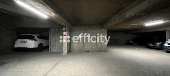 Garagem em Le Pre-Saint-Gervais, France N.º 309643 5