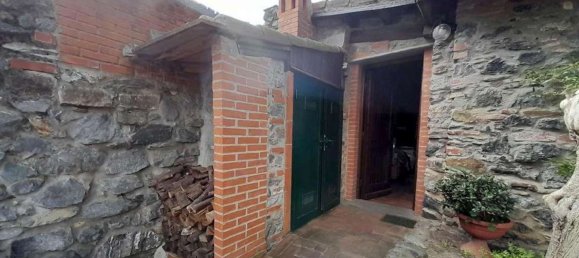 6 bedrooms Villa in Varazze, Italy No. 322103 16