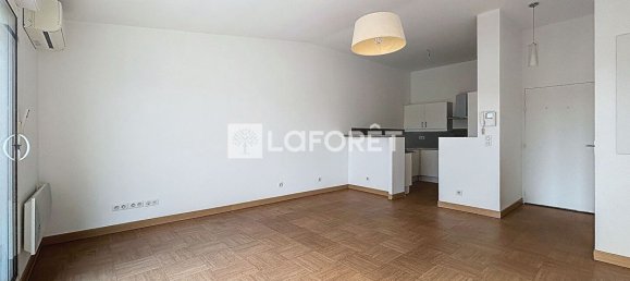 2 bedrooms Apartment in Vigneux-sur-Seine, France No. 169472 3