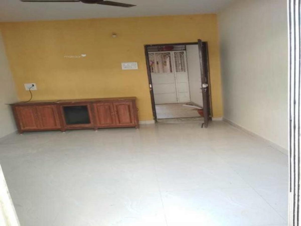 Estudio en Pune, India No. 18016