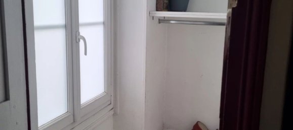 Studio à Nanterre, France No. 139205 7