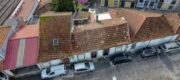 2 bedrooms House in Porto, Portugal No. 23670 5