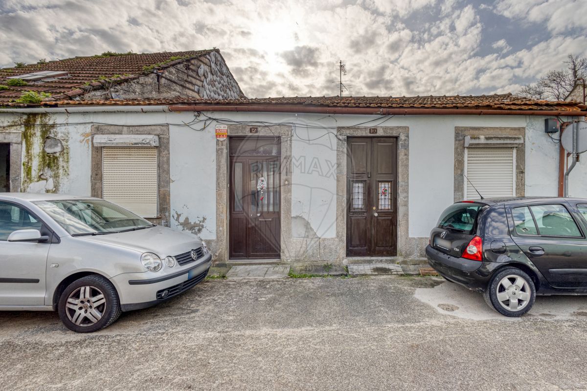 2 bedrooms House in Porto, Portugal No. 23670