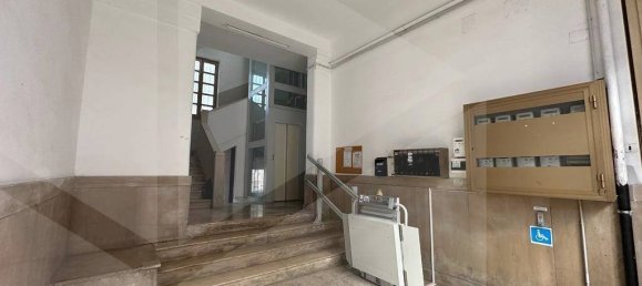 2 bedrooms Apartment in Bari, Italy No. 24723 30