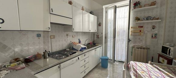 2 bedrooms Apartment in Bari, Italy No. 24723 15