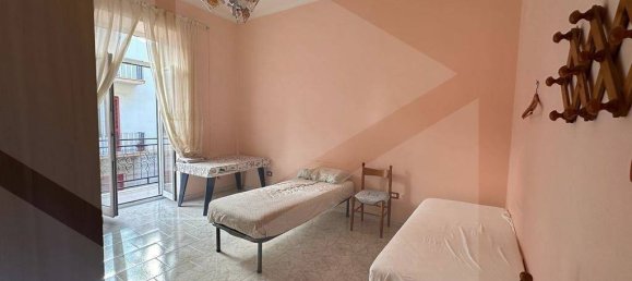 2 bedrooms Apartment in Bari, Italy No. 24723 28