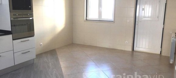 4 bedrooms House in Caldas da Rainha, Portugal No. 135088 14