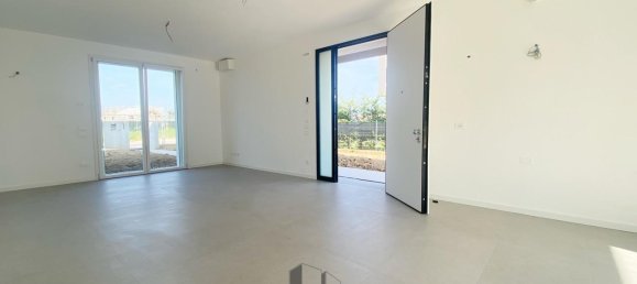 Villa de 4 habitaciónes en Silea, Italy No. 102312 7