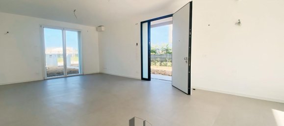 Villa de 4 habitaciónes en Silea, Italy No. 102312 29