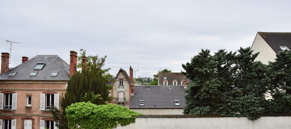 3 bedrooms Apartment in Montargis, France No. 64772 9