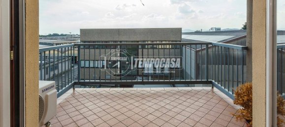 2 bedrooms Apartment in Bergamo, Italy No. 265453 11