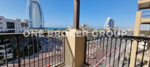 4 Schlafzimmer Wohnung in Umm Suqeim, UAE, Nr. 1479 2