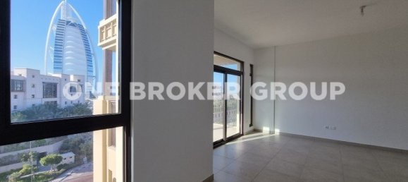 4 Schlafzimmer Wohnung in Umm Suqeim, UAE, Nr. 1479 4