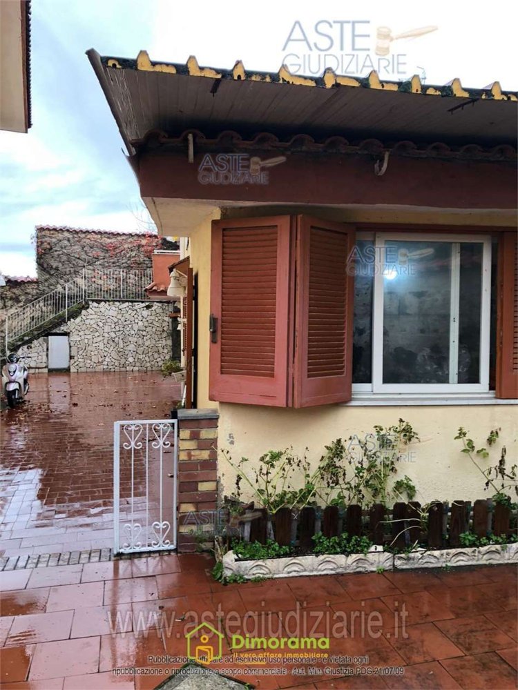 Apartamento T4 em Ercolano, Italy N.º 113188