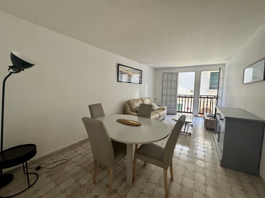 3 bedrooms Apartment in Saint-Jean-de-Luz, France No. 302148