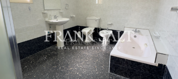 3 bedrooms Maisonette in Dingli, Malta No. 11711 12