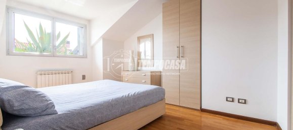 3 rooms Apartment in Rescaldina, Italy No. 136578 14