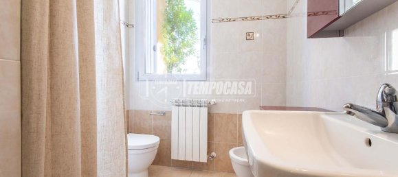3 rooms Apartment in Rescaldina, Italy No. 136578 12