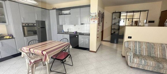 3 rooms Apartment in Matera, Italy No. 22935 14