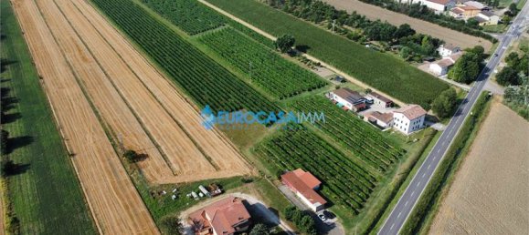 1 room Land in Novi di Modena, Italy No. 60007 3