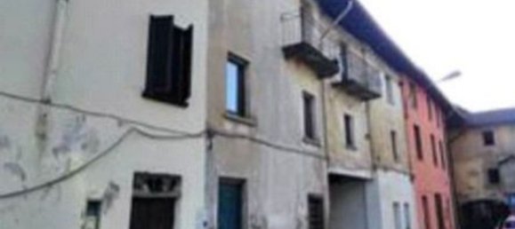 3 rooms Apartment in Castano Primo, Italy No. 111542 14