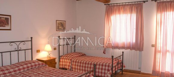 Casa de 15 divisões em Volterra, Italy N.º 231970 14