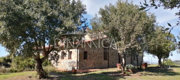 Casa de 15 divisões em Volterra, Italy N.º 231970 18