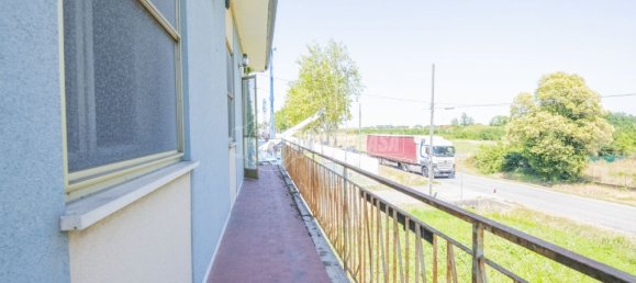 3 rooms House in Cesena, Italy No. 260561 35