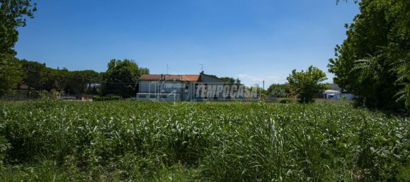 3 rooms House in Cesena, Italy No. 260561 26