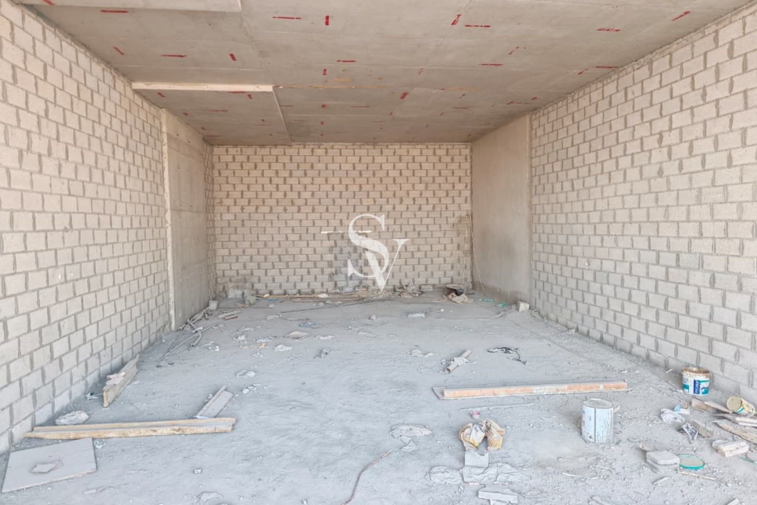 93 m² propiedad comercial en venta en Al Furjan, Dubai, UAE № 191799