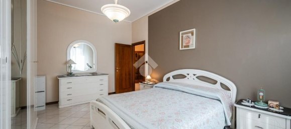 3 غرف نوم شقة في Castelfranco Emilia, Italy رقم 358344 27