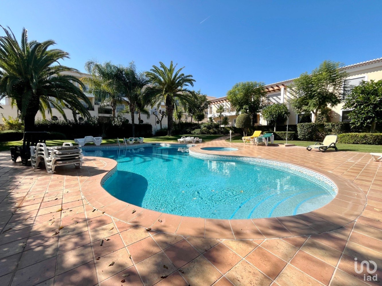 Квартира с 3 спальнями в Лагуш, Португалия № 121666