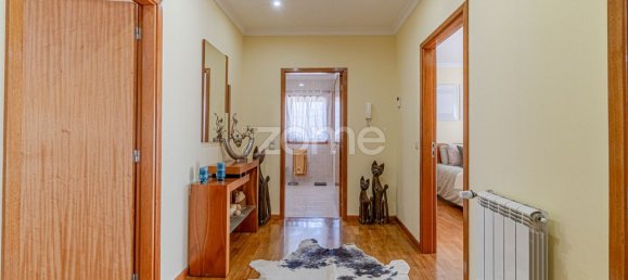4 Schlafzimmer Haus in Matosinhos, Portugal, Nr. 14255 16