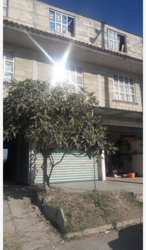 6 bedrooms House in Ciudad Nezahualcoyotl, Mexico No. 223438