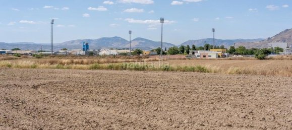 911m² Land in Santa Fe, Spain No. 101825 17