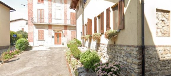 5-Zimmer Wohnung in Alzate Brianza, Italy, Nr. 97991 4