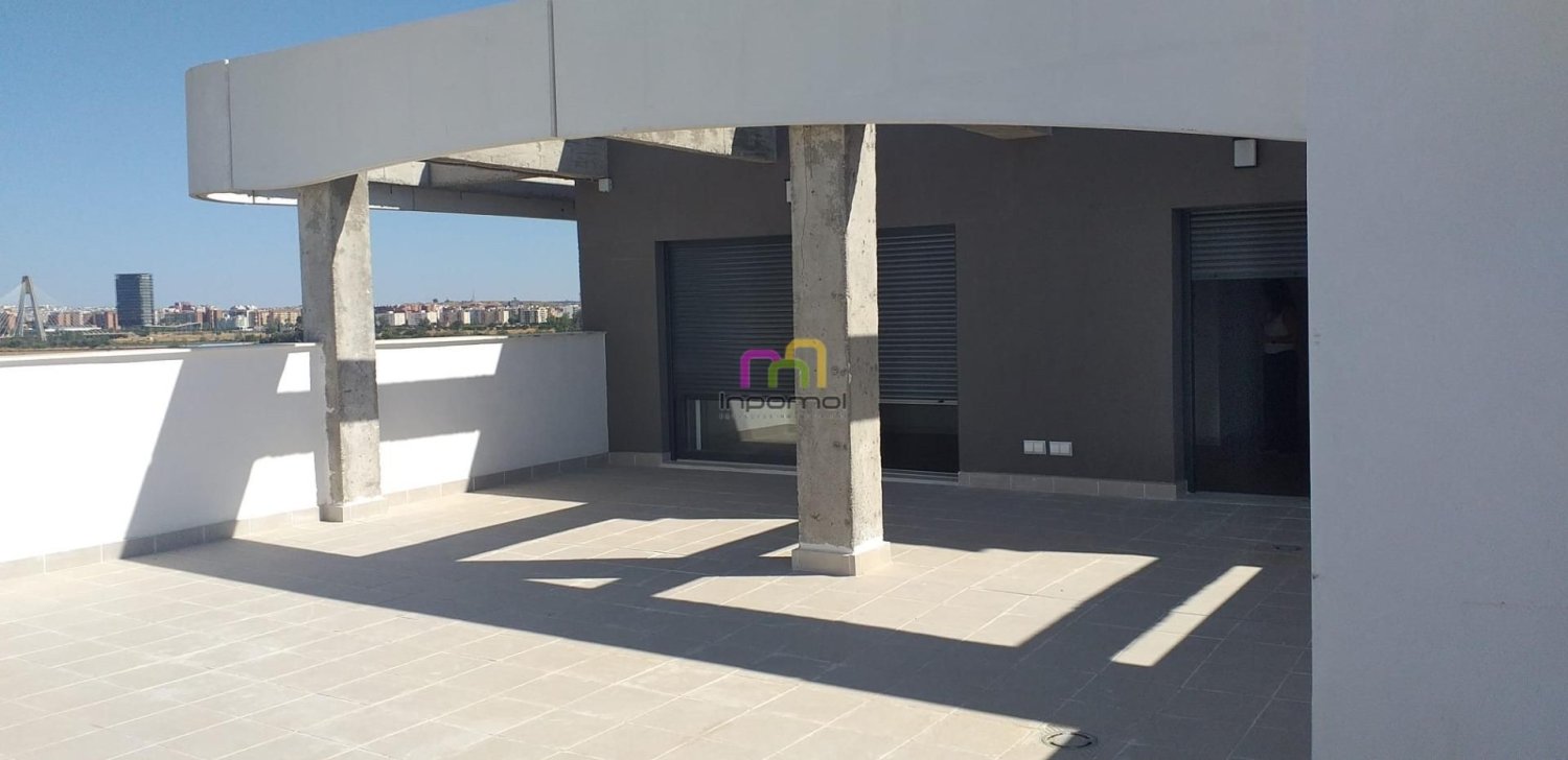 2 Schlafzimmer Penthouse in Badajoz, Spain, Nr. 214909