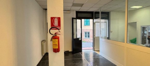 85m² Commercial property in Genoa, Italy No. 92736 12