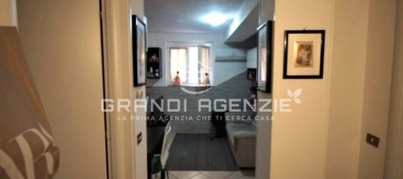 2 Schlafzimmer Wohnung in Parma, Italy, Nr. 342232 4