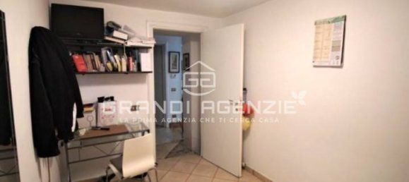 2 Schlafzimmer Wohnung in Parma, Italy, Nr. 342232 8