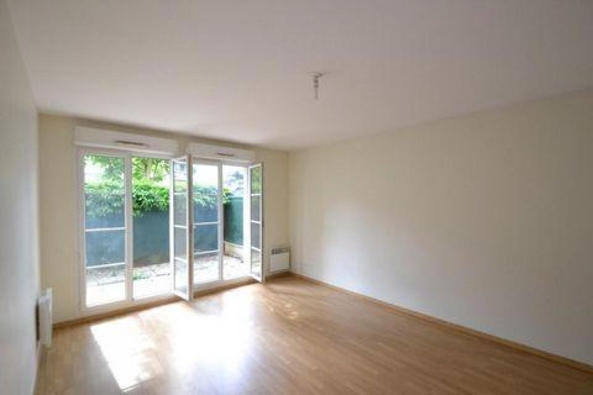Apartamento com 2 quartos em condomínio em Morangis, France N.º 32489