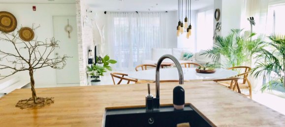 3 bedrooms Penthouse in Khlong Toei, Thailand No. 10011 8