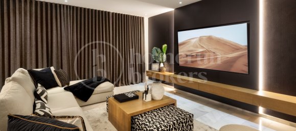 12 bedrooms Villa in Marbella, Spain No. 100454 19