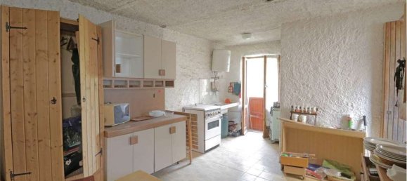 2 Schlafzimmer Haus in Mulazzo, Italy, Nr. 304058 8
