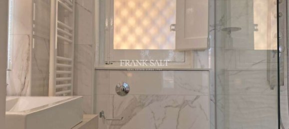 1 غرف نوم طابقين في Senglea, Malta رقم 11060 18